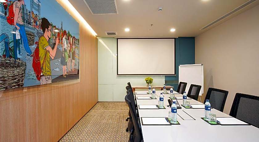 Holiday Inn Express Bangkok Sathorn By IHG