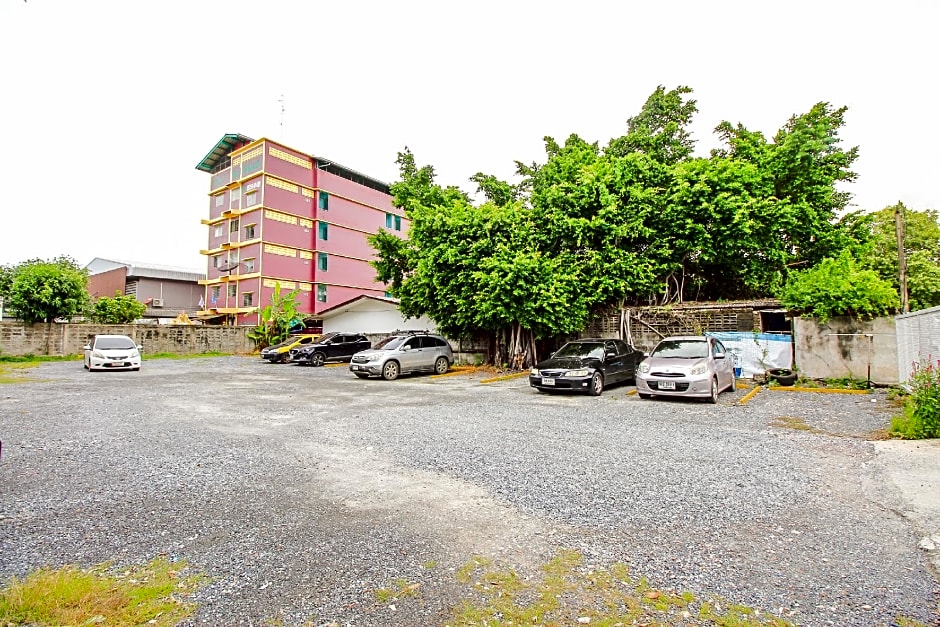 Ze Residence Ramintra