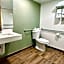 Quality Inn & Suites Albany Airport