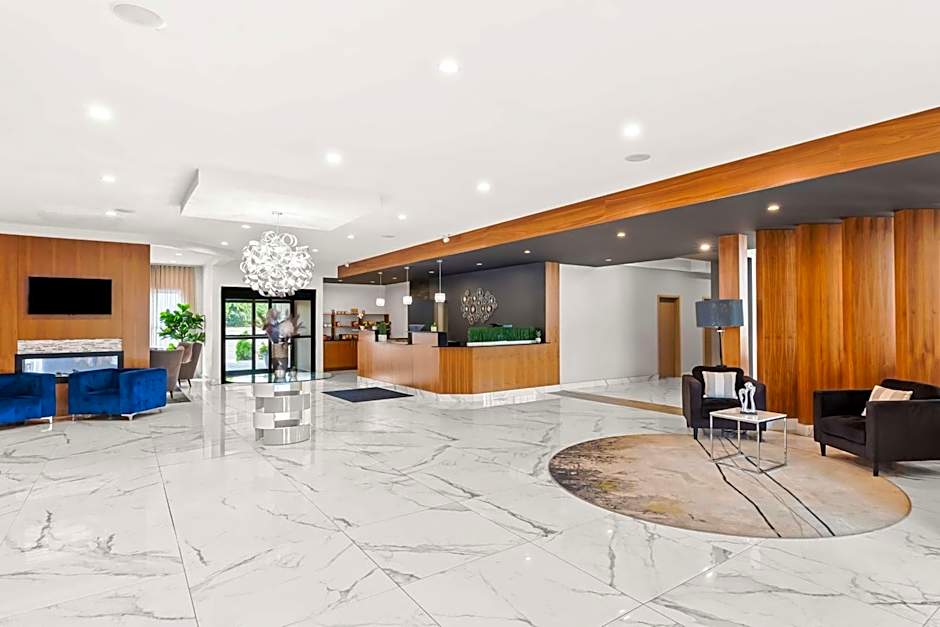 Best Western Plus Montreal East