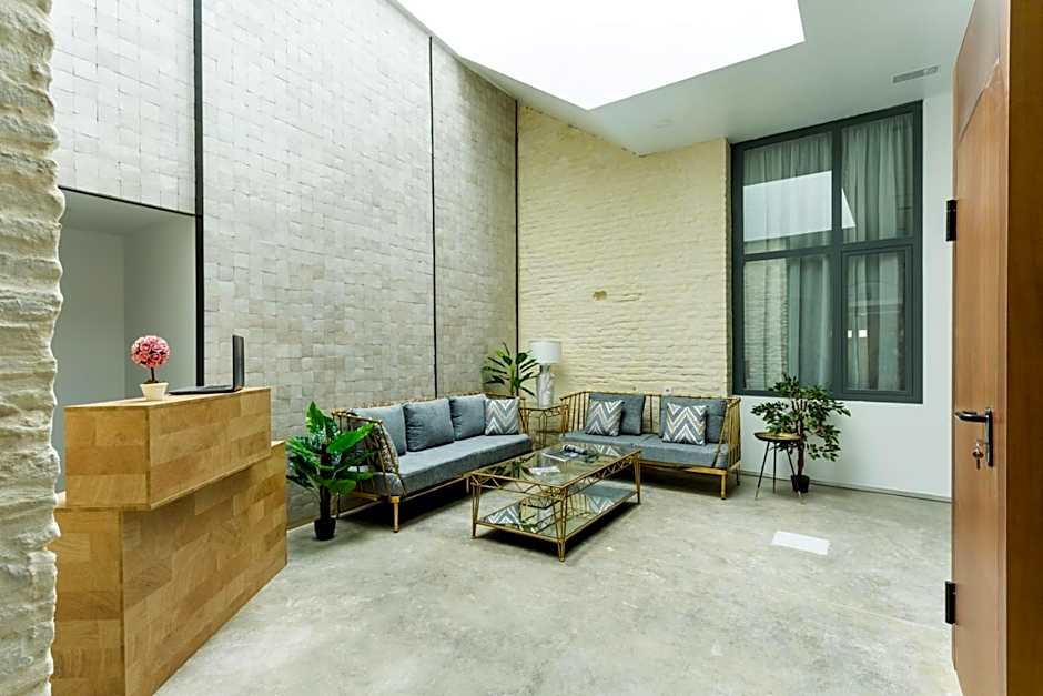 La Puerta de Palacio - Adults Only