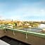 DoubleTree Suites by Hilton Hotel Boston - Cambridge