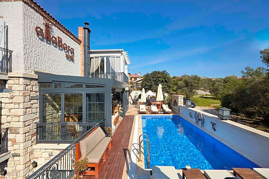 AlaBora Hotel