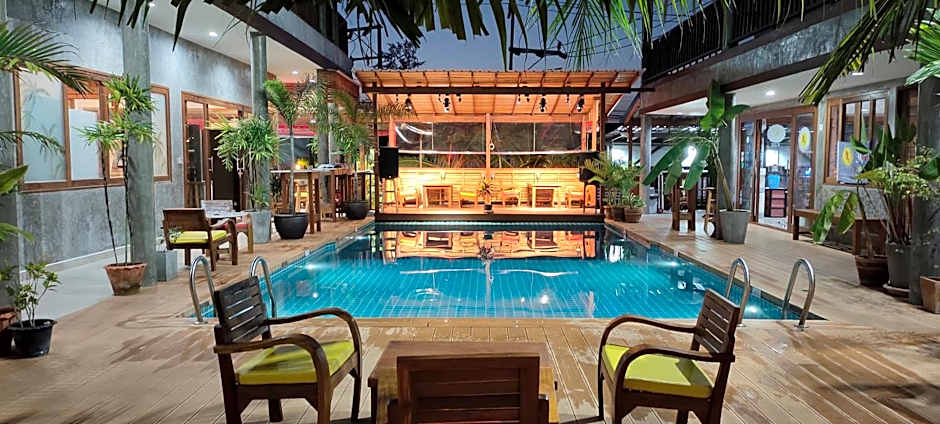 Le Grand Bleu Hotel