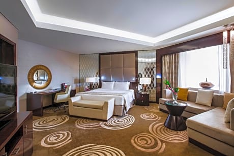 2 King Beds 2 Bedroom Royal Suite