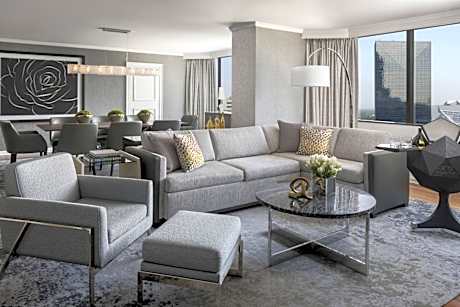 Presidential Suite with King Bed