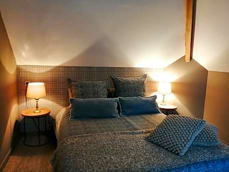 Double Room with Private Bathroom