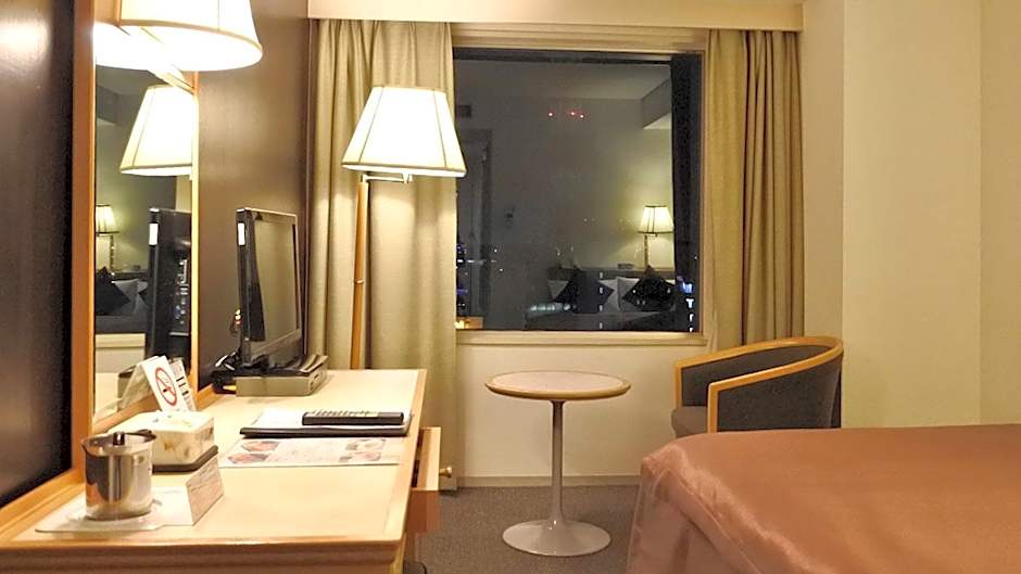 Cypress Garden Hotel