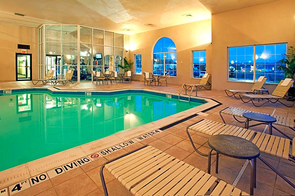 Holiday Inn Express Pittsburgh-Bridgeville By IHG