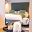Hotel Seventh