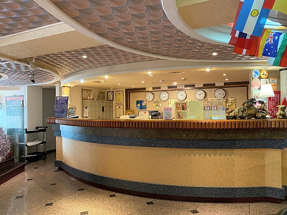 Chungli Business Hotel