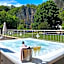 Logis Hotels - Hotel Restaurant Domaine Les Falaises