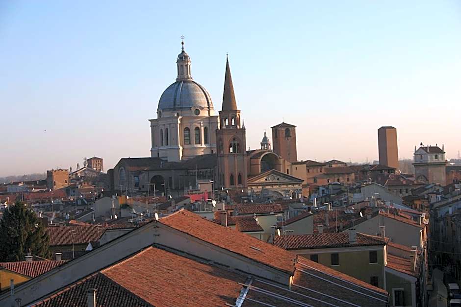 Hotel Italia City Center