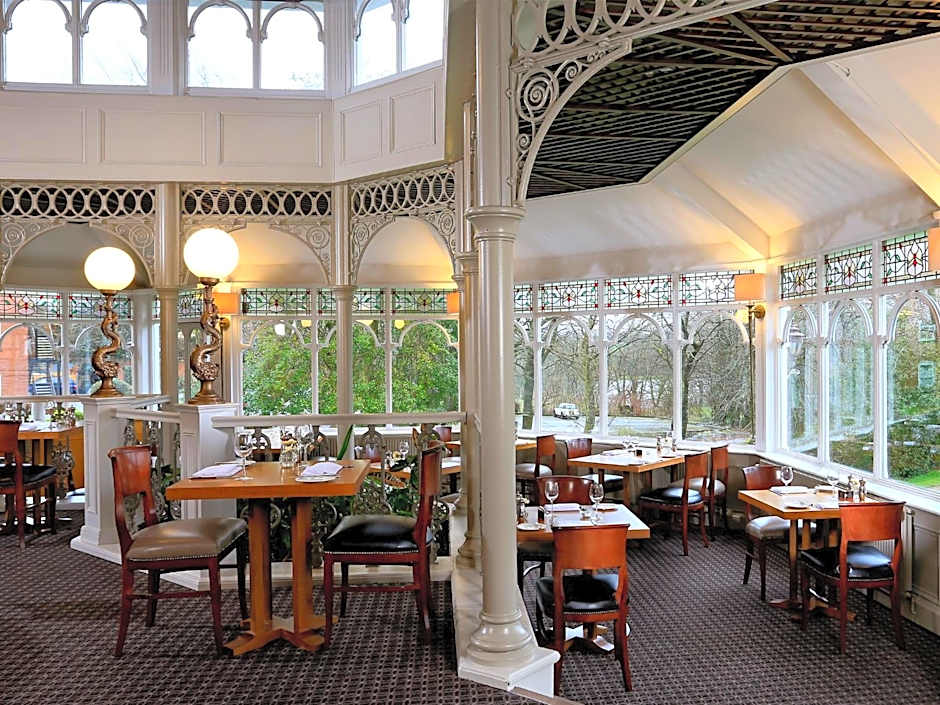 Macdonald Kilhey Court Hotel