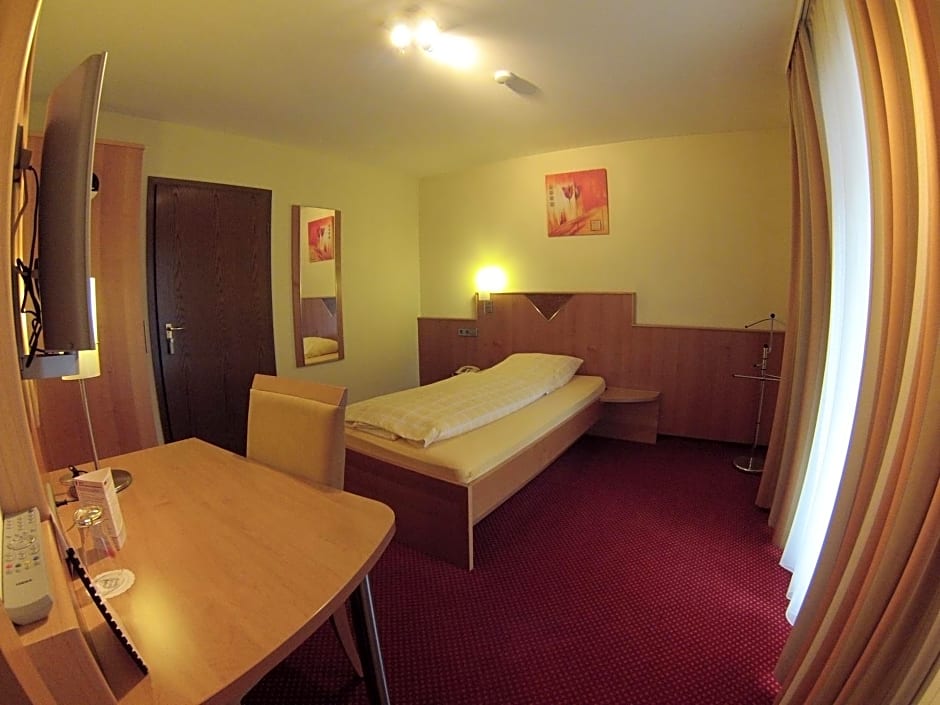 Hotel KRONE Garni