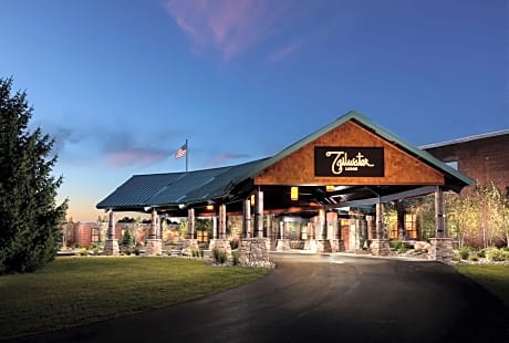 Tailwater Lodge Altmar Tapestry Collection by Hilton