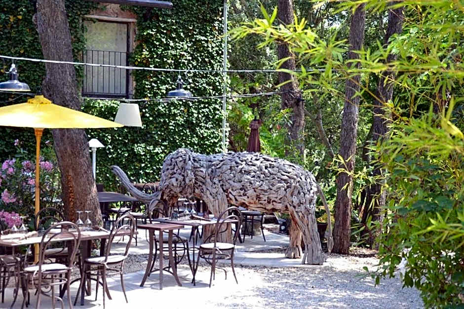 Hostellerie Le Paradou