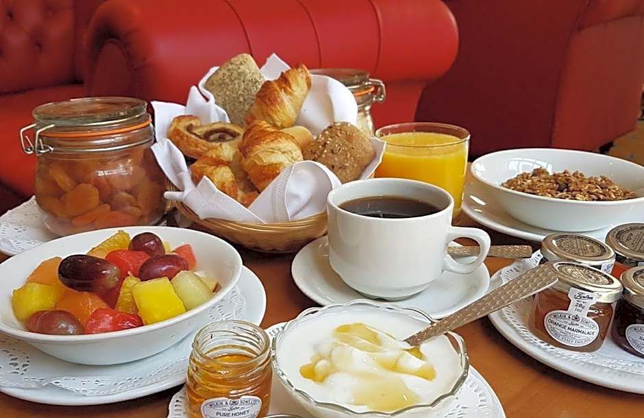 Courthouse Hotel London