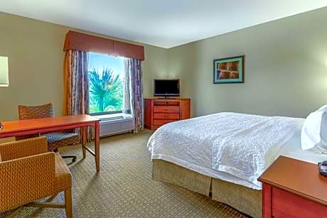 1 Kng Fridge/Microwave Nonsmoking