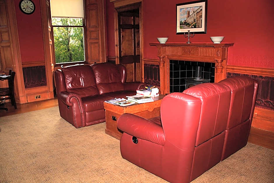 Ashtree House Hotel, Glasgow Airport & Paisley