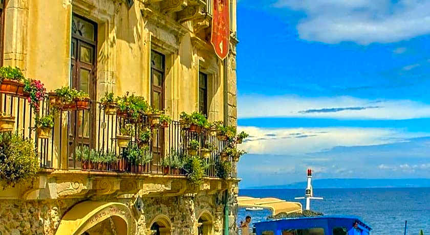 Romeo e Giulietta Scilla