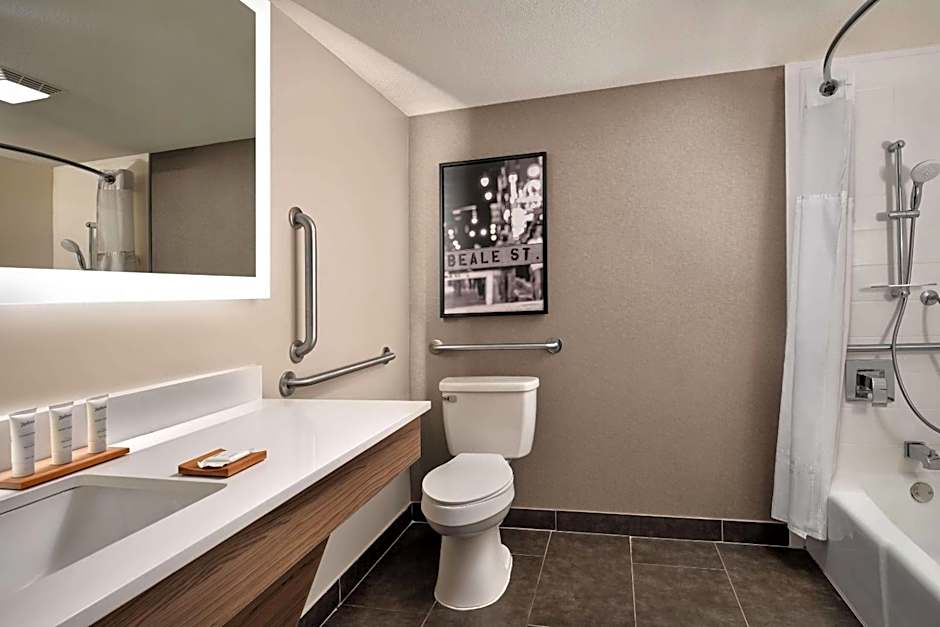 Radisson Hotel West Memphis