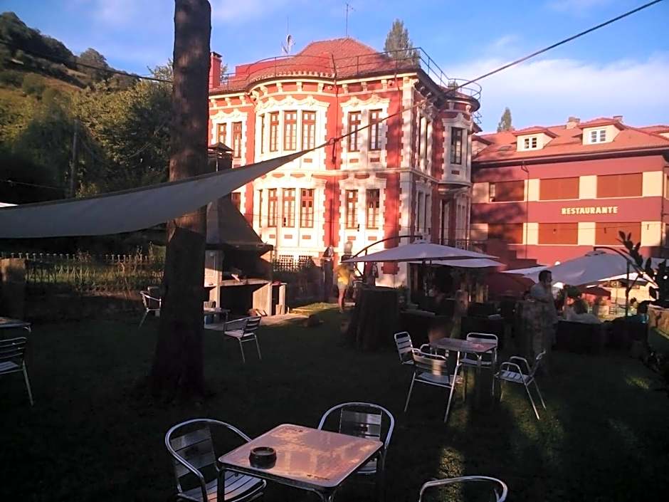 Hotel restaurante Parador de Felechosa