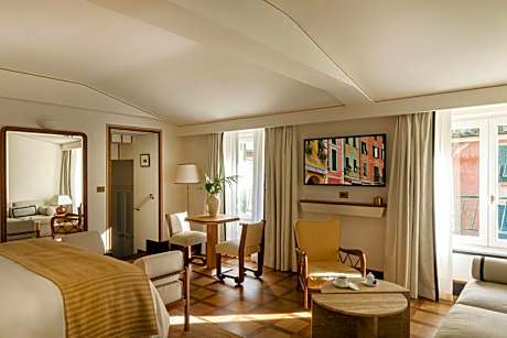 Junior Suite with Village View