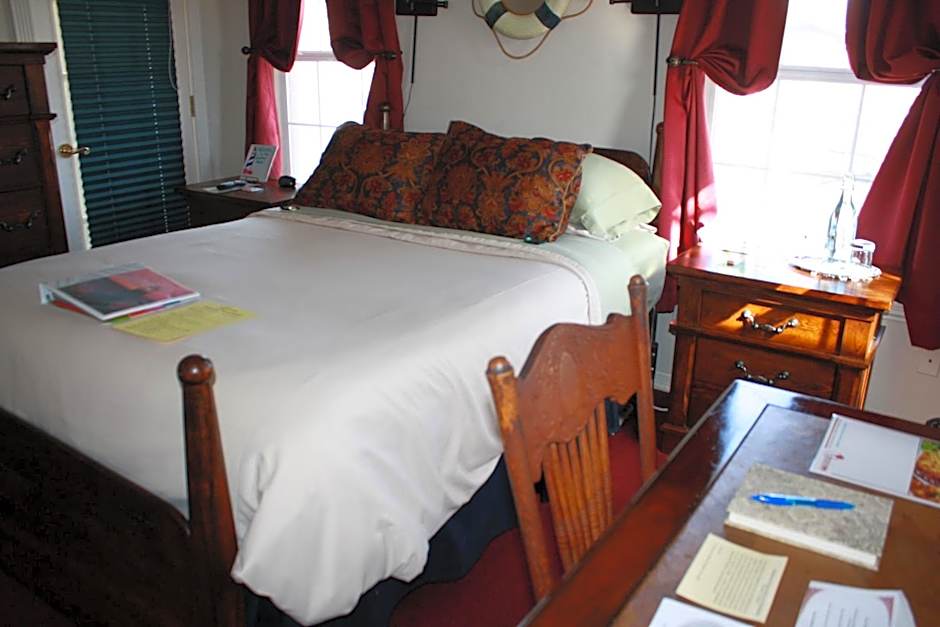Woodrow House Bed & Breakfast