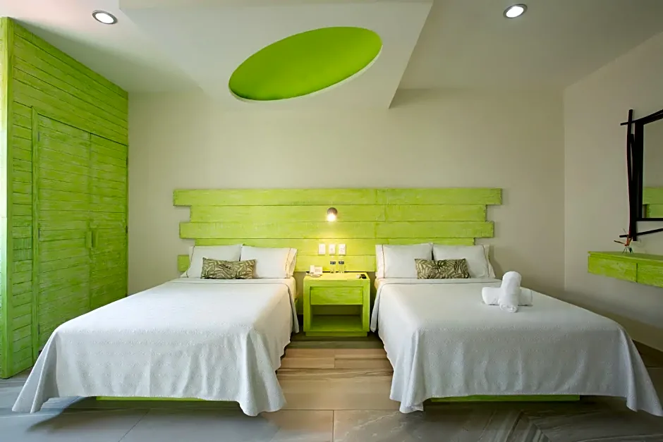 Casa Kaoba Hotel & Suites