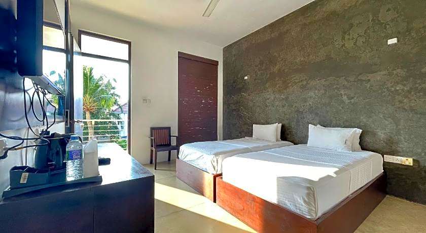 Olanro Negombo Hotel
