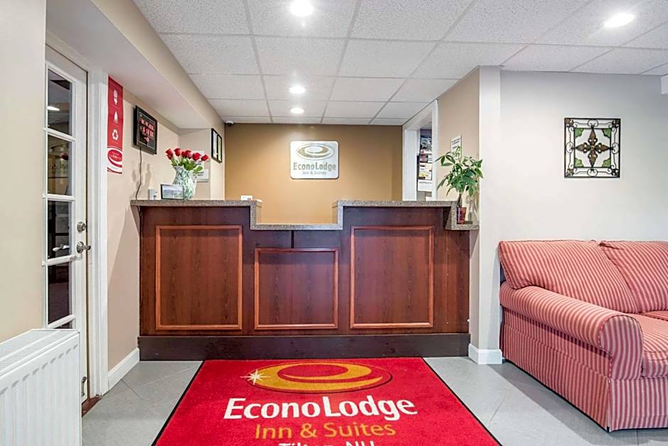 TiltonLodge Inn & Suites