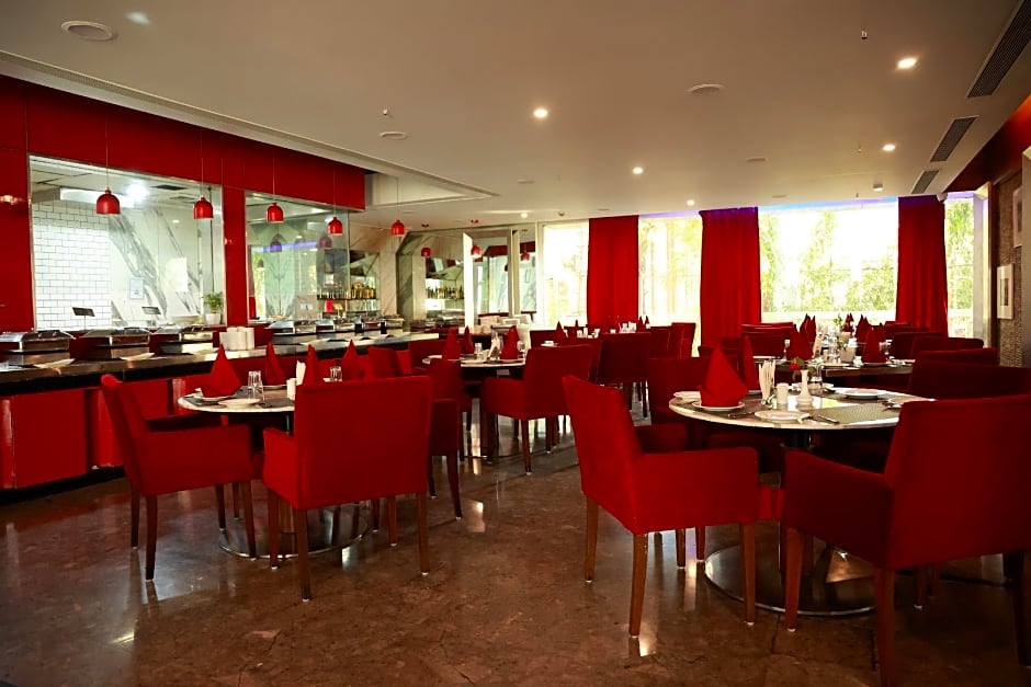 St Laurn Koregaon Park