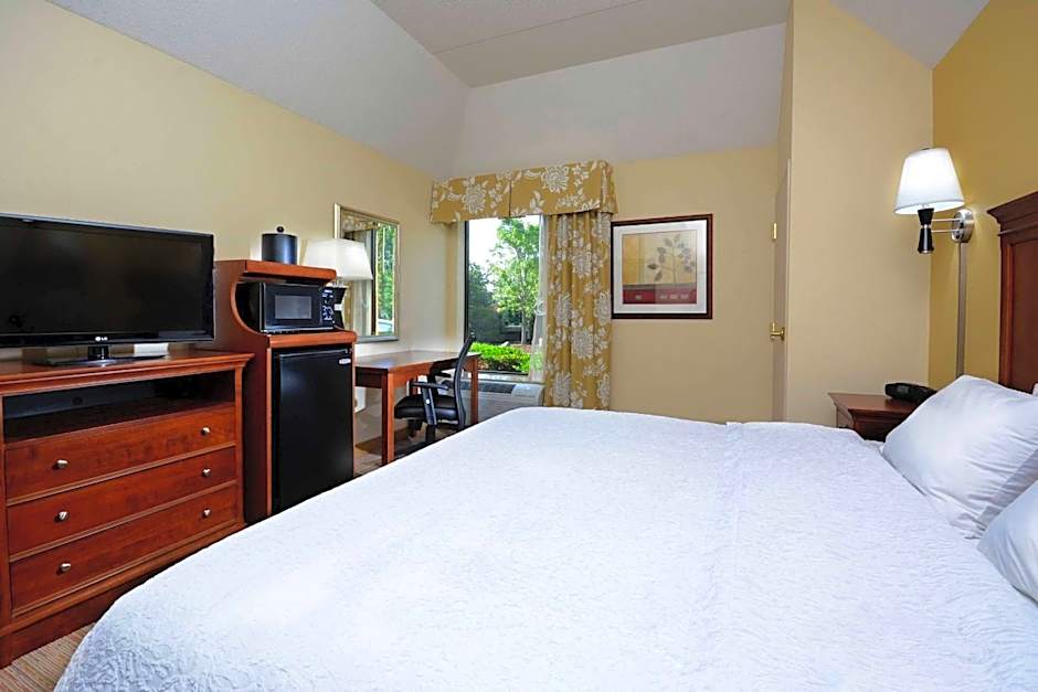 Hampton Inn By Hilton Raleigh-Capital Blvd. North