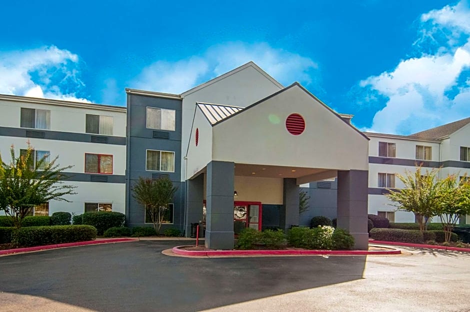 Quality Inn & Suites Jackson