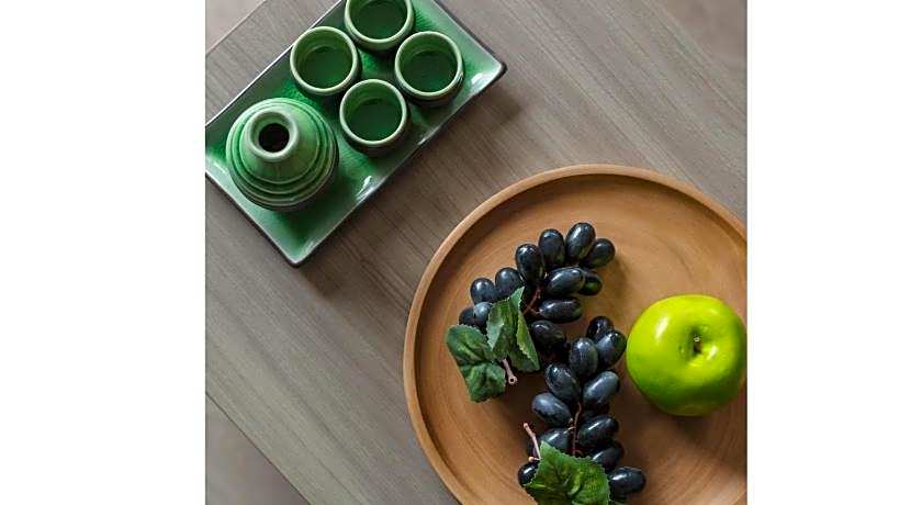 Madera Residence Sriracha