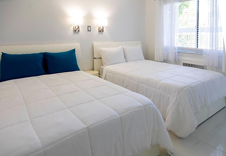 Palm Breeze Hotel
