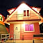 A Houses Homestay