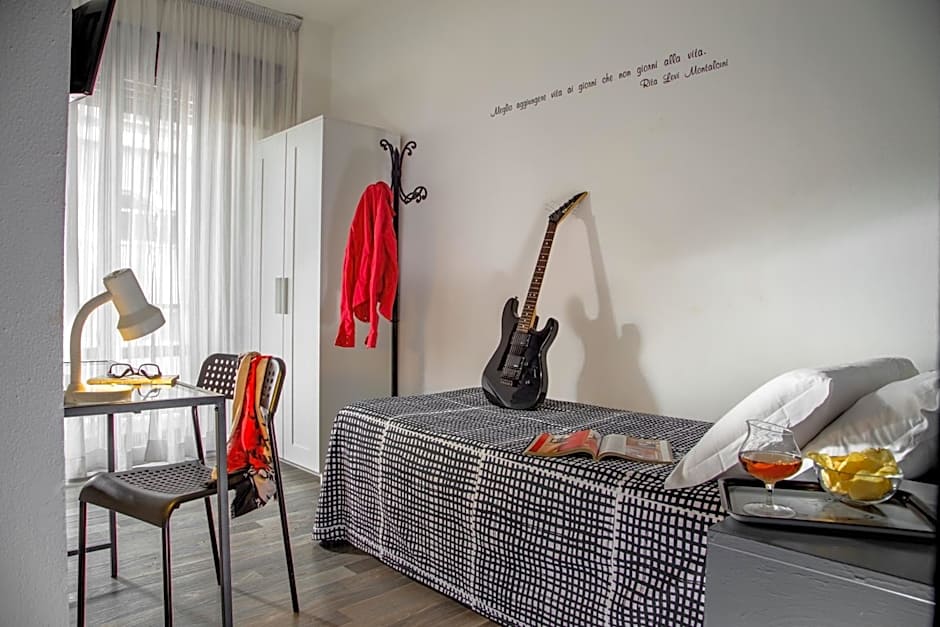 Radio Hotel