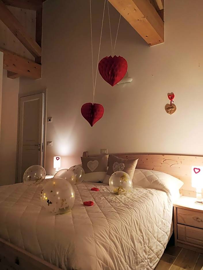 Photo 1 of 11 of 1 Double Bed or 2 Beds