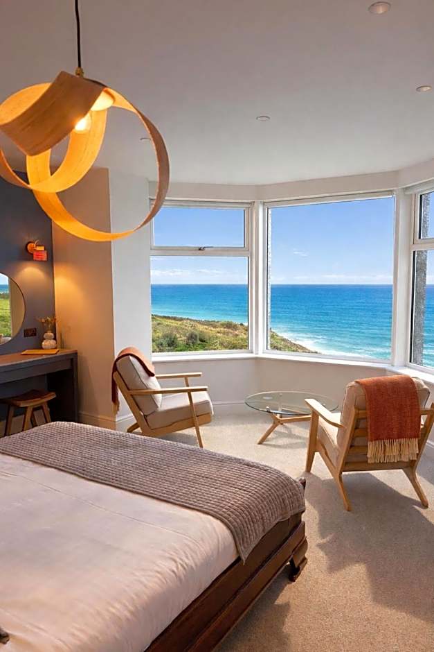 Housel Bay Hotel