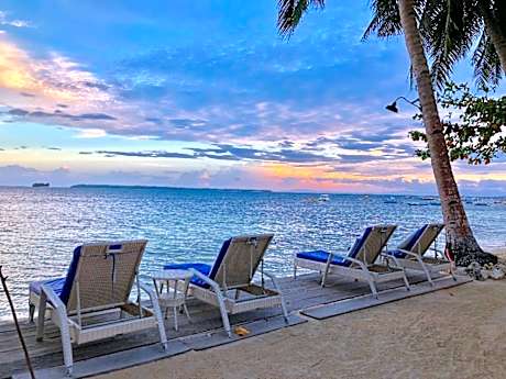 Cherinicole Beach Resort