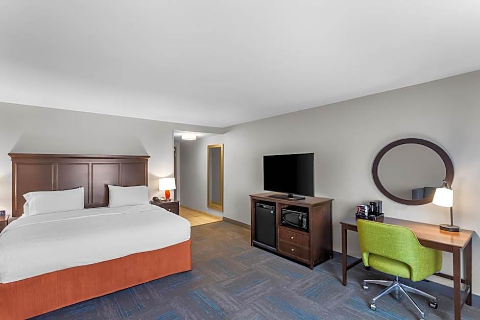 Hampton Inn By Hilton Huntington University Area
