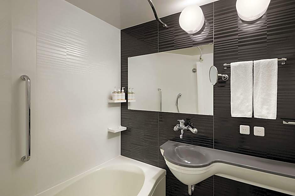 Four Points Flex by Sheraton Yokohama West