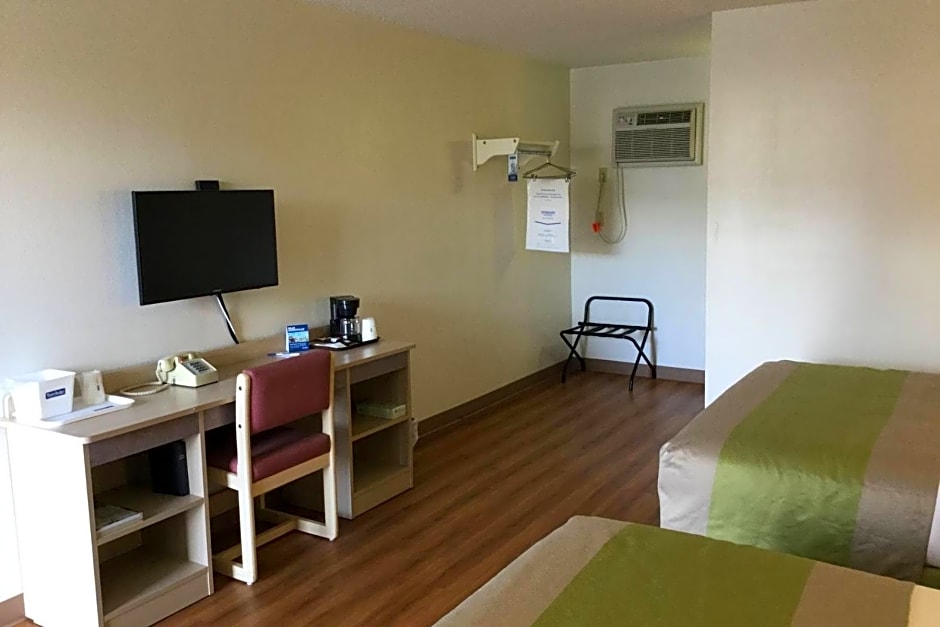 Travelodge by Wyndham Wall