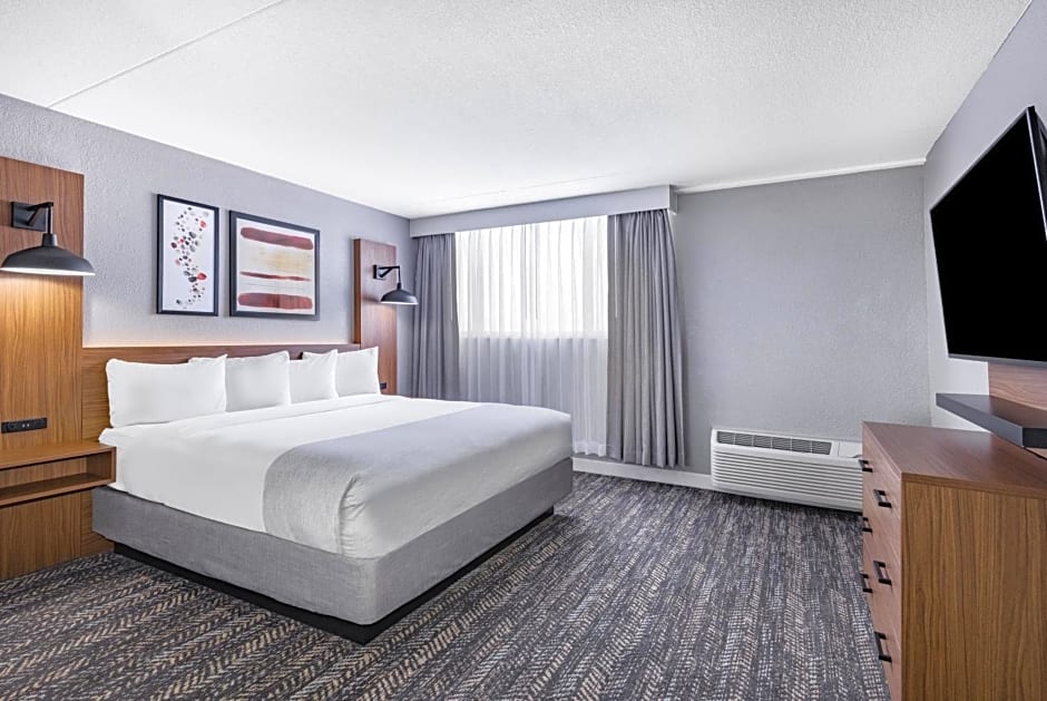 Hawthorn Suites by Wyndham Wichita Airport