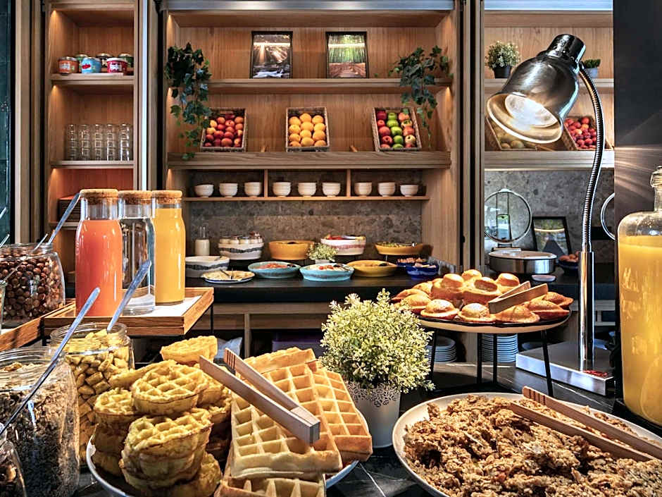 Novotel Suites Paris CDG Airport Villepinte