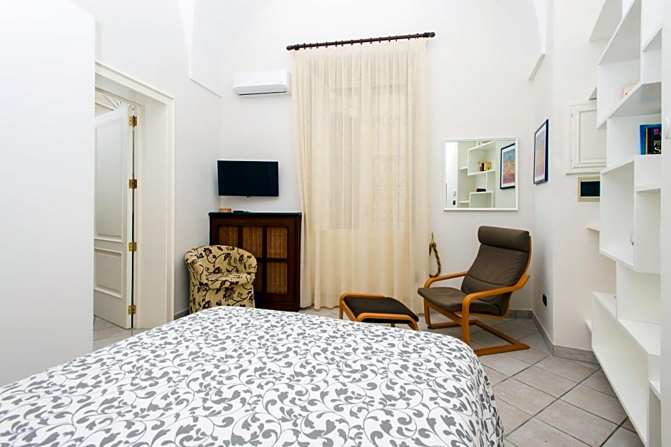 Il Garbino Suite and Apartment