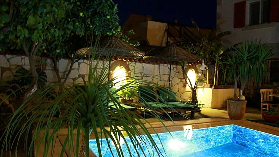 BADEMİÇİ OTEL