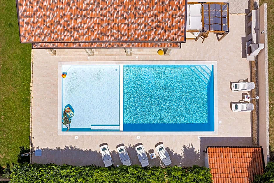 Villa Pietro Comfortable holiday residence